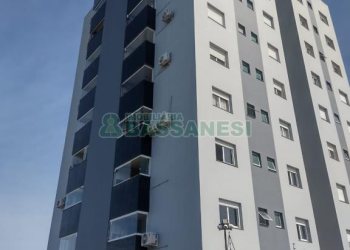 Apartamento com 64m², 2 dormitórios, 2 vagas, no bairro Santa Lúcia em Caxias do Sul para Comprar