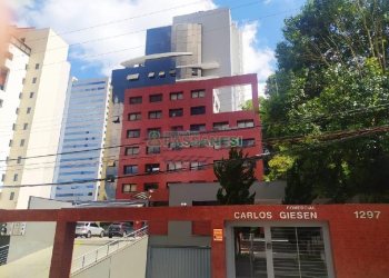 Sala Mobiliada com 62m², no bairro Centro em Caxias do Sul para Alugar