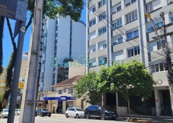 Apartamento com 83m², 3 dormitórios, no bairro Centro em Caxias do Sul para Comprar