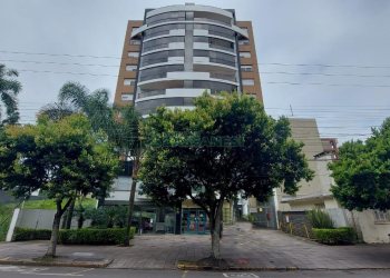 Apartamento com 78m², 2 dormitórios, 2 vagas, no bairro Centro em Caxias do Sul para Alugar