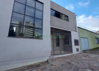 Casa Comercial com 300m², no bairro Nossa Senhora de Lourdes em Caxias do Sul para Alugar