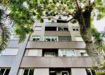 Apartamento com 97m², 3 dormitórios, 2 vagas, no bairro Panazzolo em Caxias do Sul para Comprar