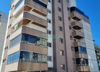 Apartamento com 120m², 3 dormitórios, 2 vagas, no bairro Madureira em Caxias do Sul para Alugar