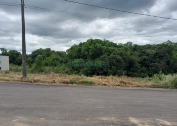 Terreno com 720m², no bairro Monte Bérico em Caxias do Sul para Comprar