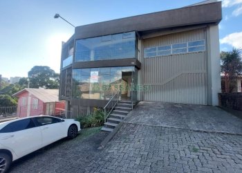 Pavilhão com 650m², no bairro Cinquentenário em Caxias do Sul para Alugar