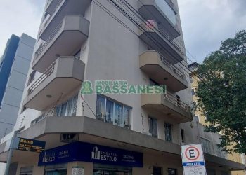 Apartamento com 86m², 2 dormitórios, 1 vaga, no bairro Centro em Caxias do Sul para Comprar