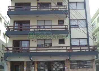 Apartamento com 86m², 3 dormitórios, 1 vaga, no bairro São Pelegrino em Caxias do Sul para Alugar