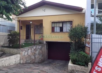 Casa com 110m², 3 dormitórios, 1 vaga, no bairro Cristo Redentor em Caxias do Sul para Comprar