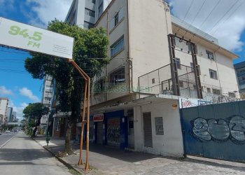 Apartamento com 99m², 3 dormitórios, no bairro Centro em Caxias do Sul para Alugar