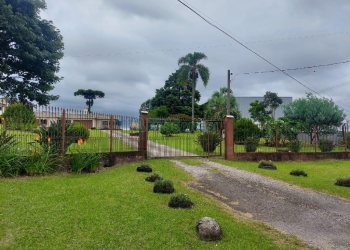 Casa Comercial, 17 dormitórios, 2 vagas, no bairro São Cristóvão em Caxias do Sul para Alugar