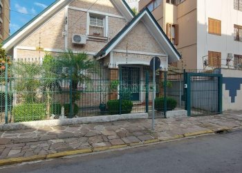 Casa com 150m², 4 dormitórios, no bairro São Pelegrino em Caxias do Sul para Alugar