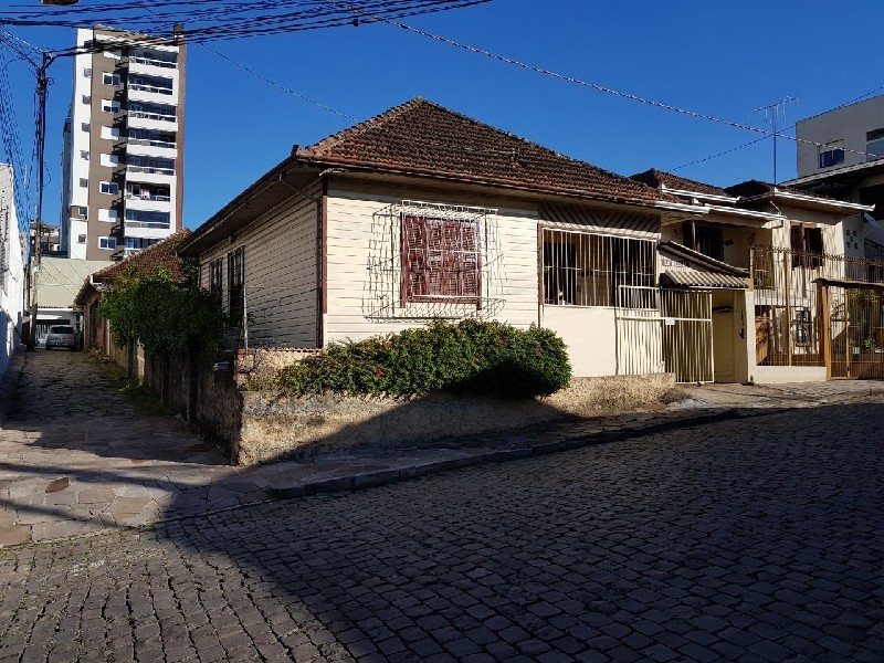 Ponto Comercial com 3 Dormitorio(s) localizado(a) no bairro Pio X em Caxias  do Sul / Ref - Comércio e indústria - Pio X, Caxias do Sul 1195510411